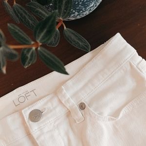 NWOT| LOFT mini skirt! Perfect for FALL🍁